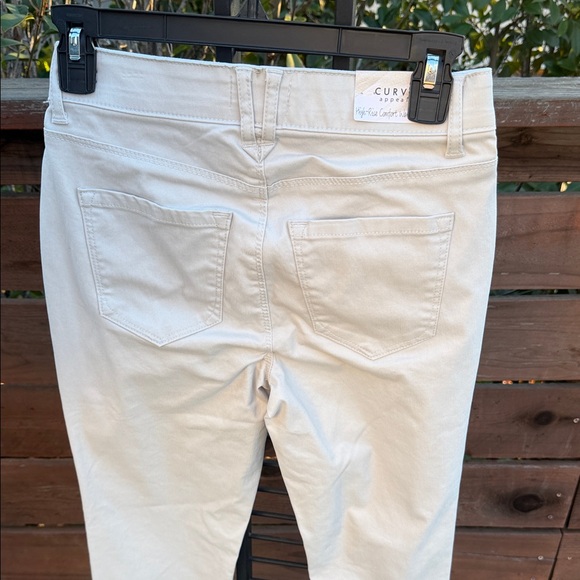 NWT Curve Appeal Light Beige Skinny Jeans - Picture 4 of 4